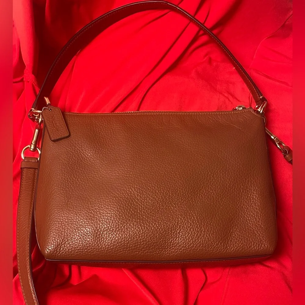 Like New Coach Genuine Leather medium size convertible bag shoulder brown cognac - Picture 8 of 13